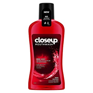 Closeup Red Hot Anti Germ Mouthwash 500 ml AllTrickz.jpg